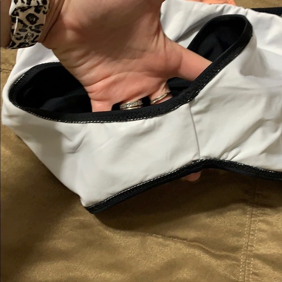 Women’s swimsuit - Picture 6 of 10